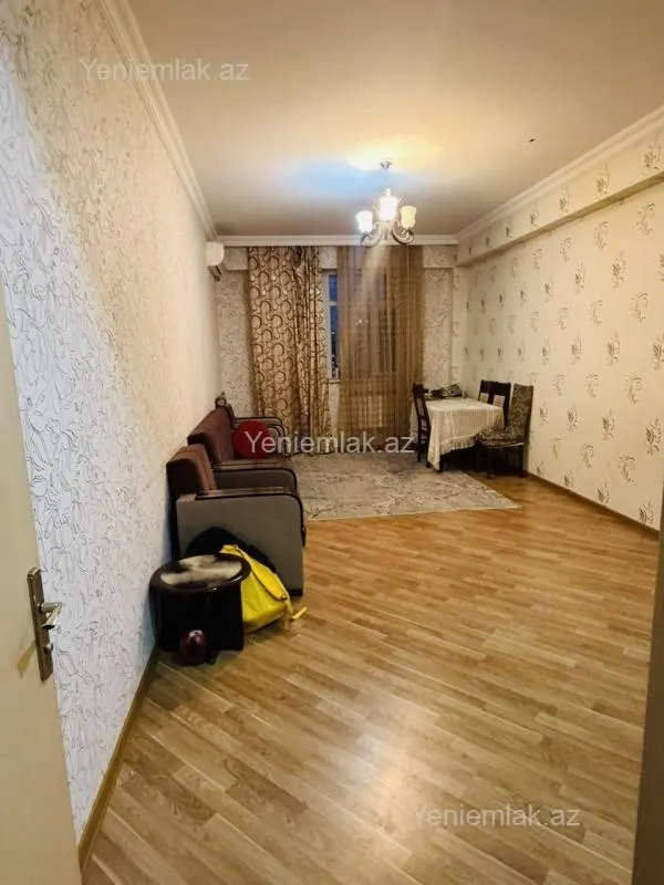 Satılır 3 otaqlı yeni tikili 136 m²
