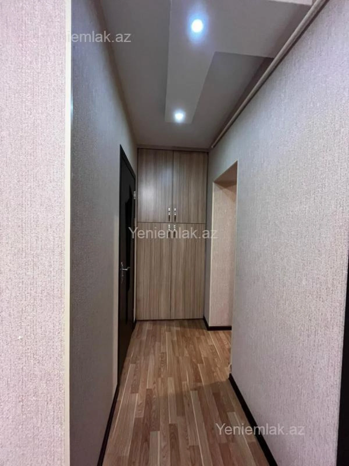 Satılır 3 otaqlı köhnə tikili 68 m²