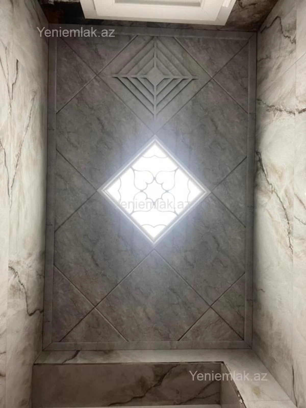 Satılır 3 otaqlı köhnə tikili 68 m²