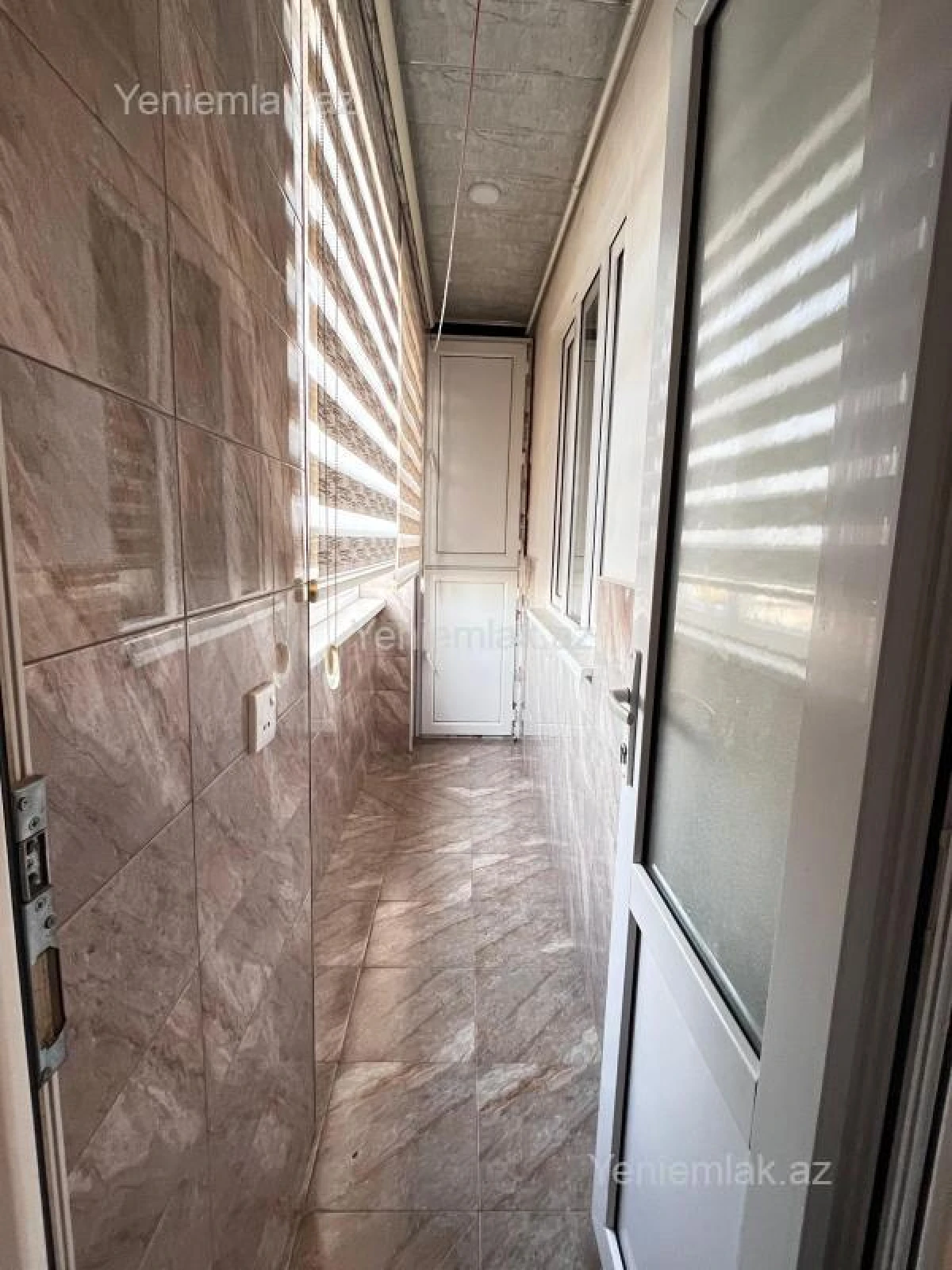 Satılır 3 otaqlı köhnə tikili 68 m²