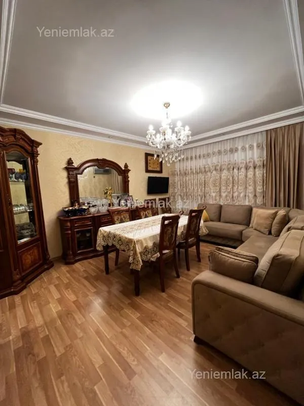 Satılır 3 otaqlı köhnə tikili 68 m²