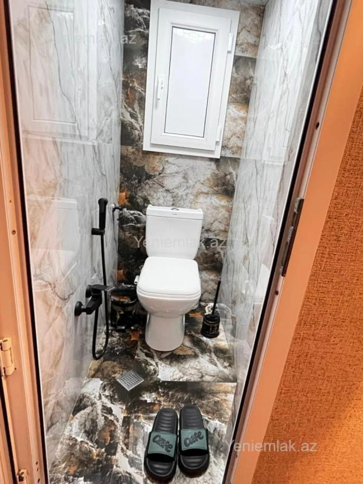 Satılır 3 otaqlı köhnə tikili 68 m²