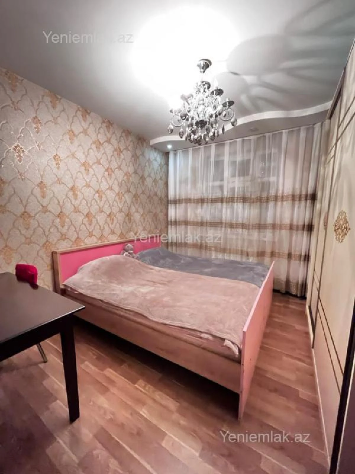 Satılır 3 otaqlı köhnə tikili 68 m²