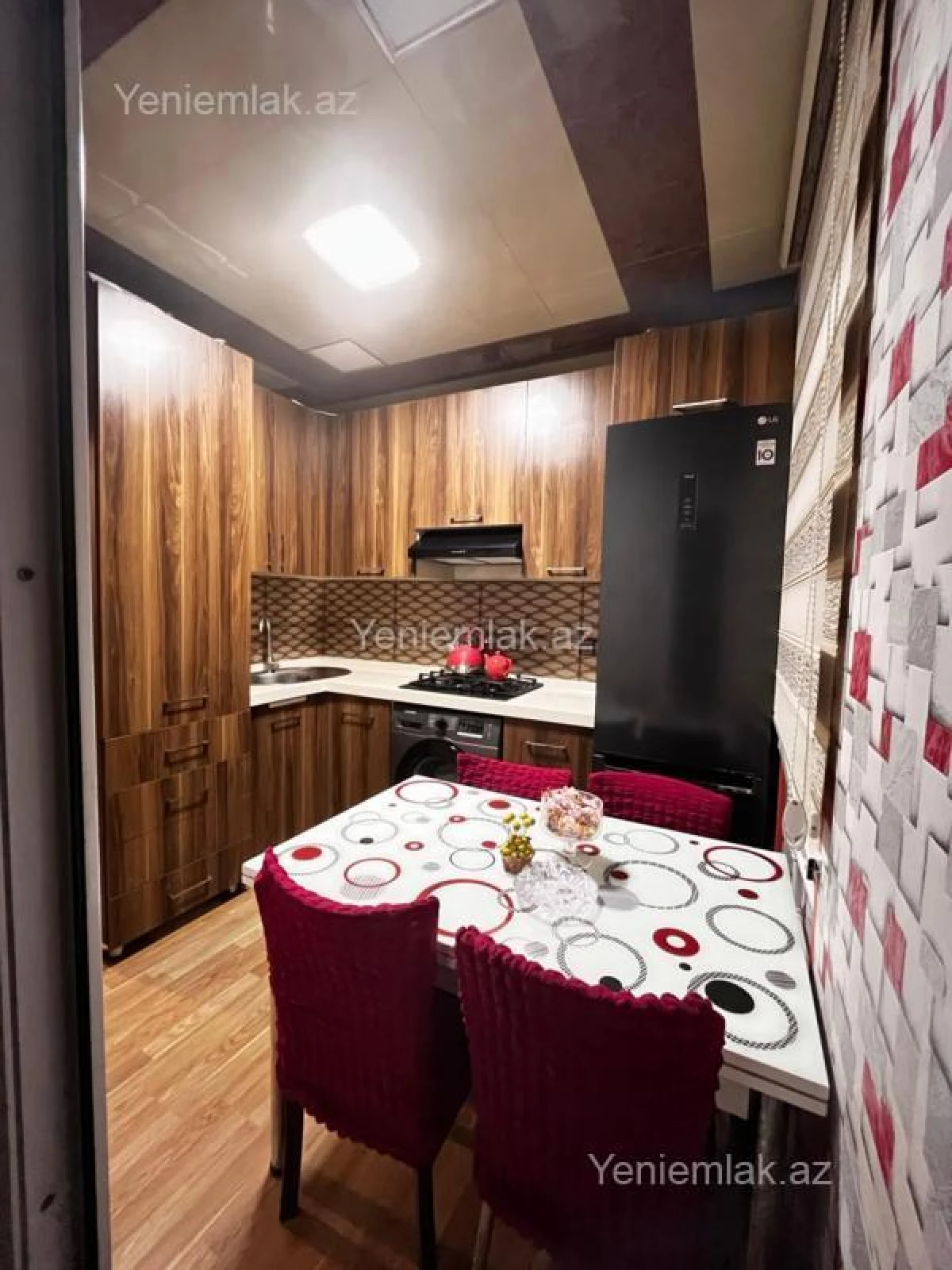 Satılır 3 otaqlı köhnə tikili 68 m²