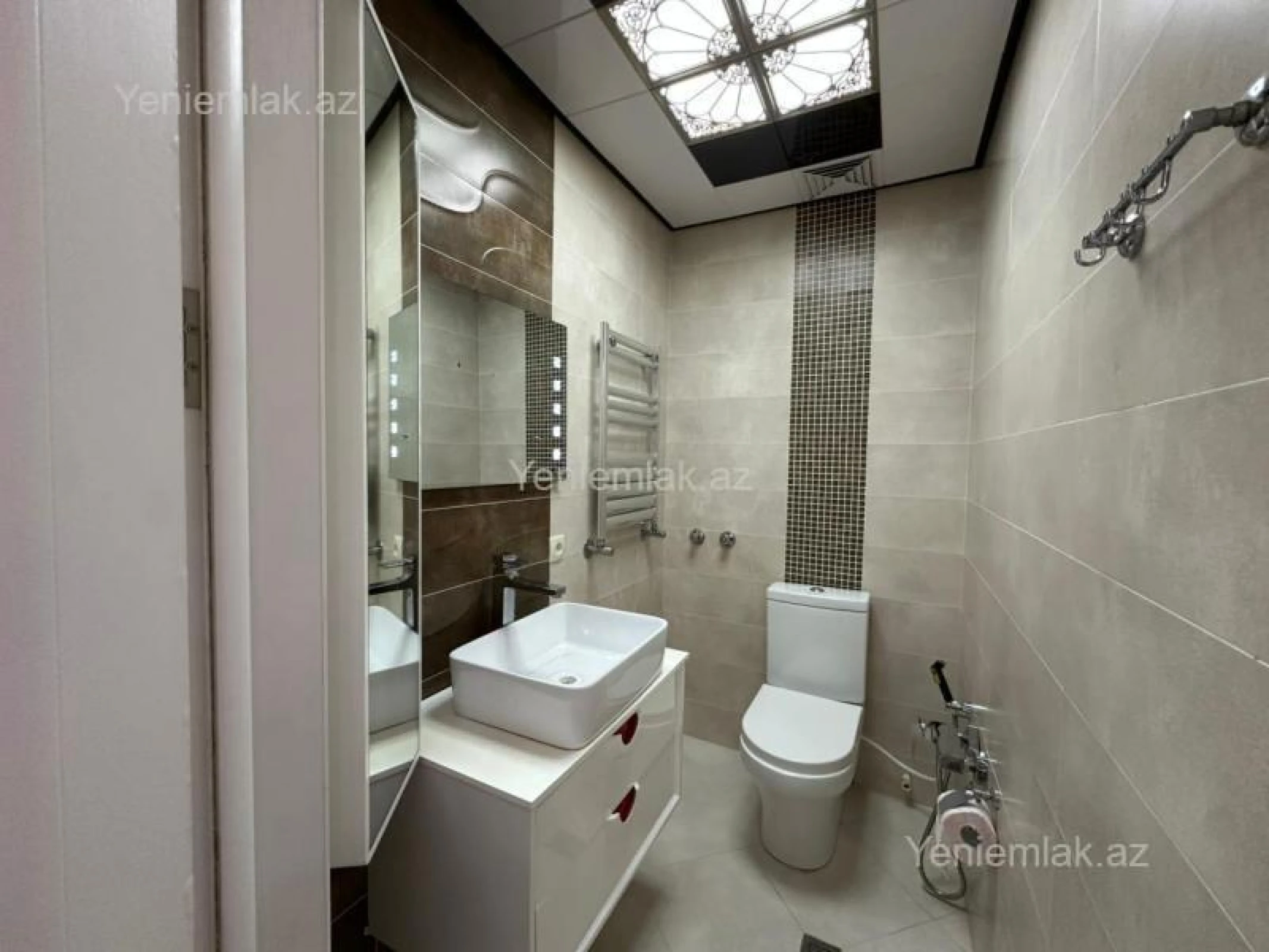 Satılır 3 otaqlı yeni tikili 133 m²