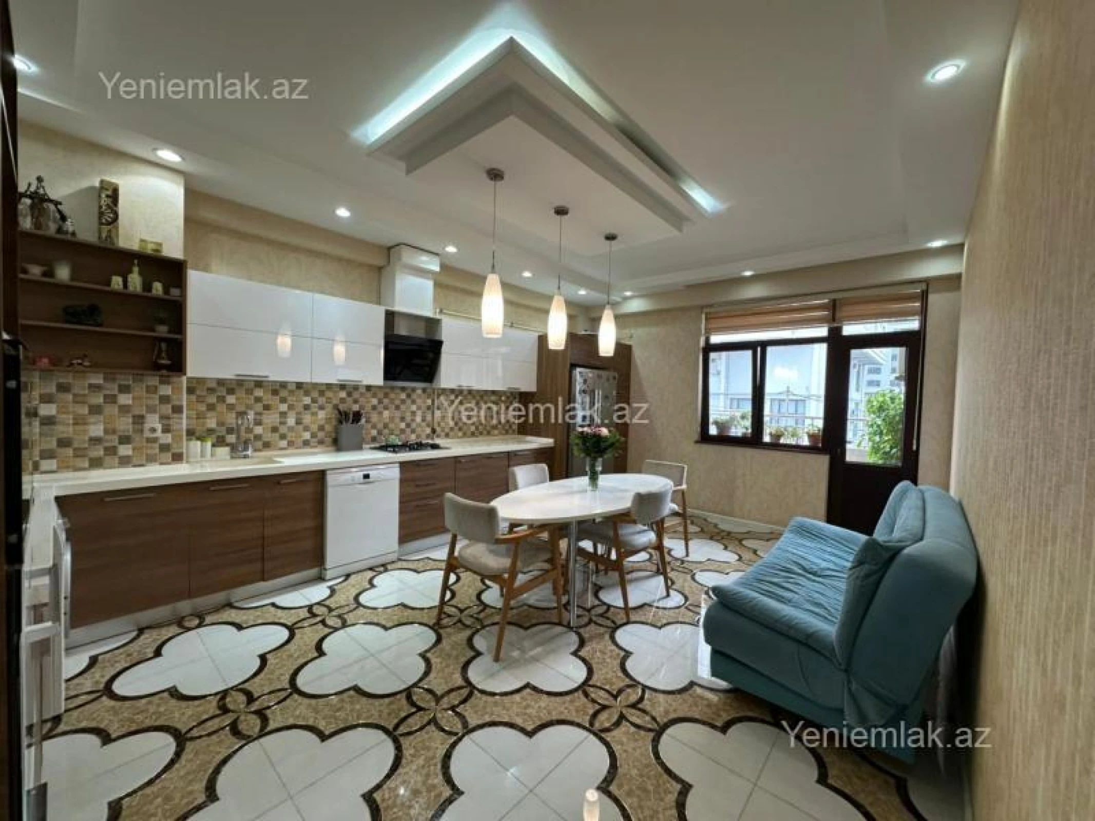 Satılır 3 otaqlı yeni tikili 133 m²