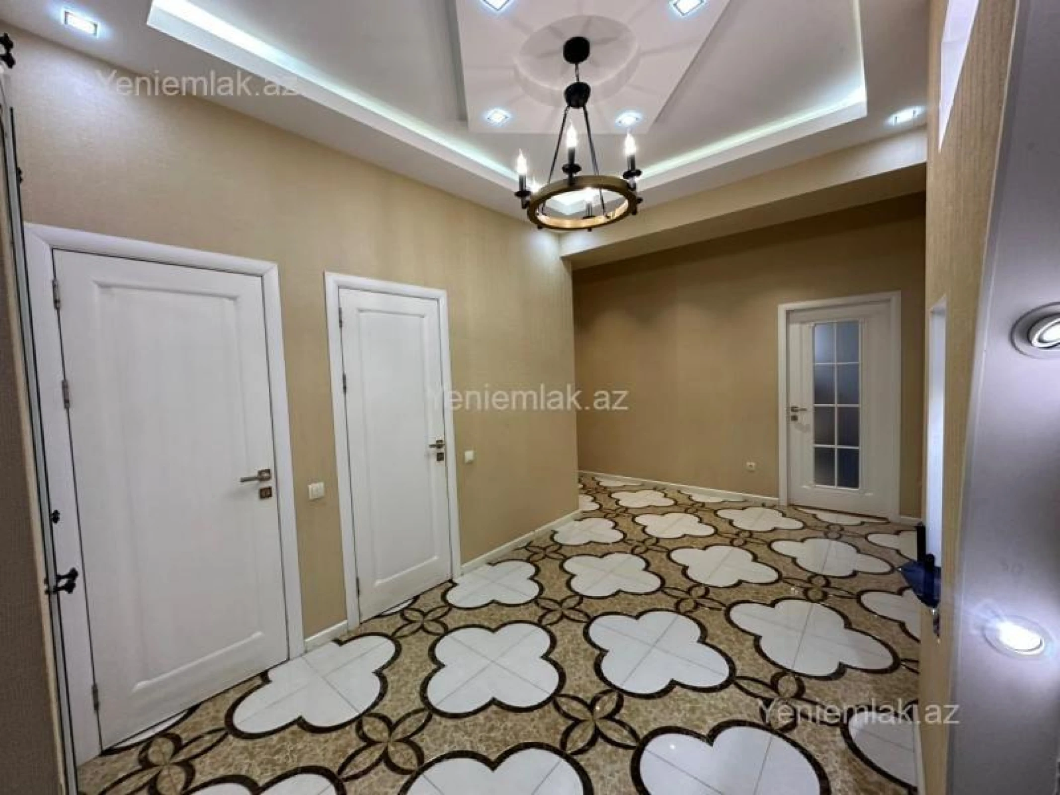 Satılır 3 otaqlı yeni tikili 133 m²