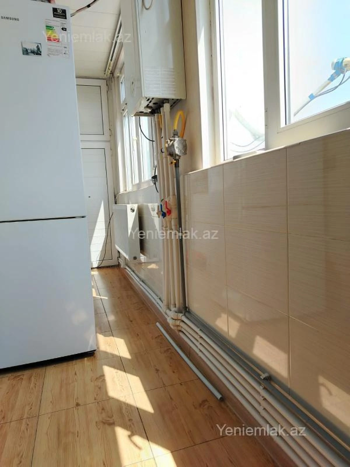 Satılır 4 otaqlı köhnə tikili 95 m²