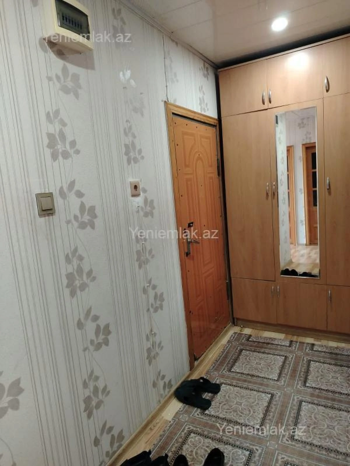 Satılır 4 otaqlı köhnə tikili 95 m²