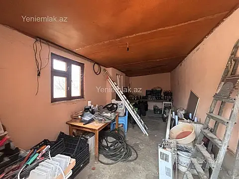 Satılır 5 otaqlı həyət evi 160 m²