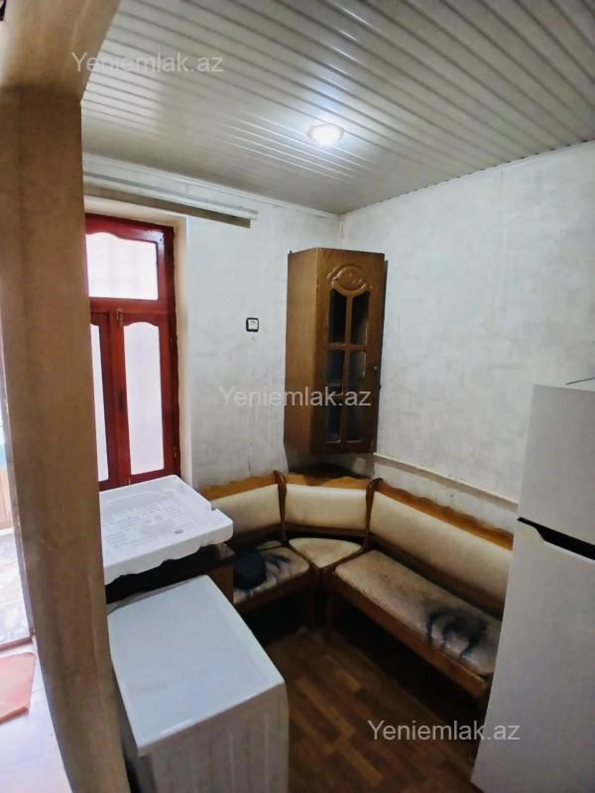 Satılır 1 otaqlı köhnə tikili 40 m²