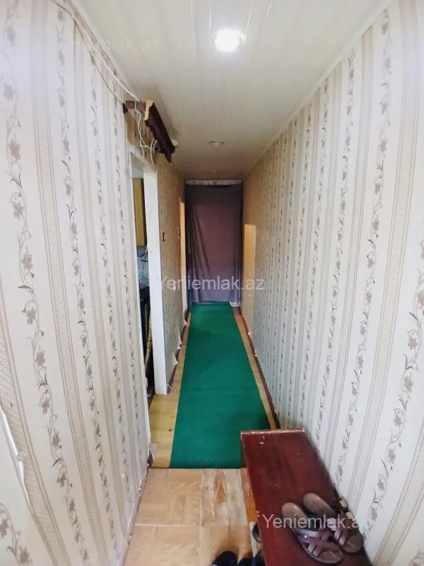 Satılır 1 otaqlı köhnə tikili 40 m²