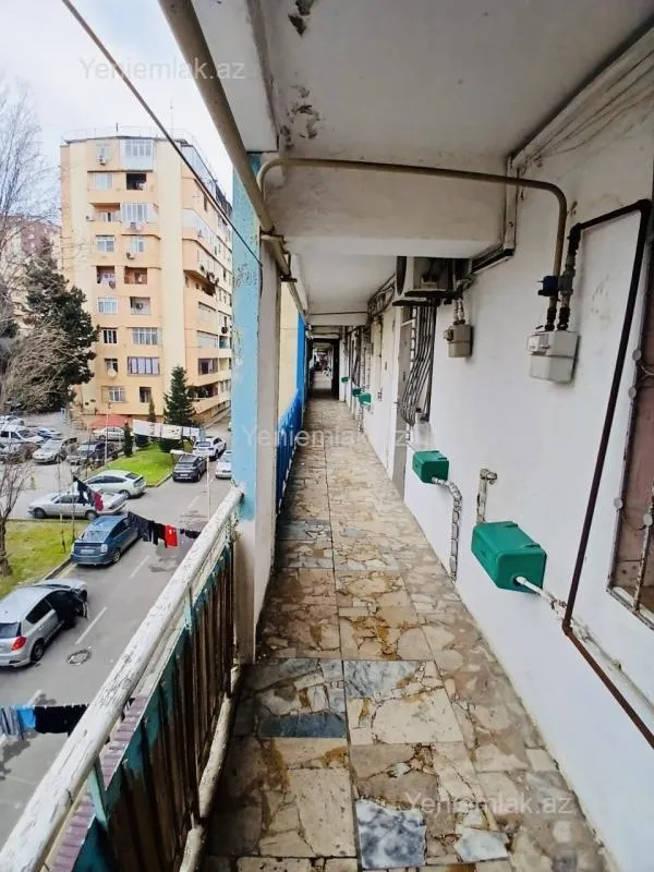 Satılır 1 otaqlı köhnə tikili 40 m²