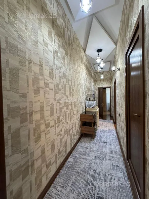 Satılır 2 otaqlı köhnə tikili 60 m²