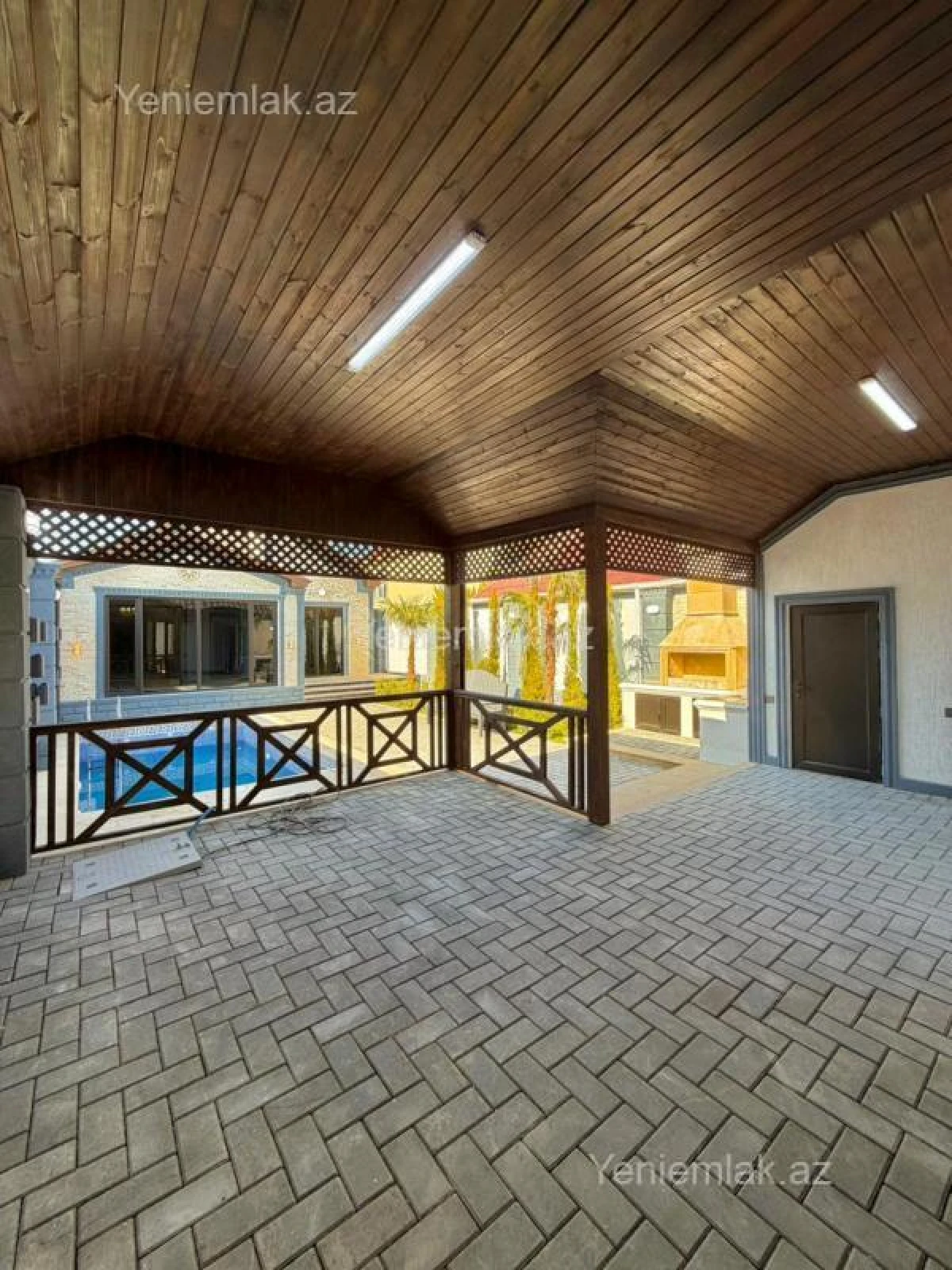 Satılır 4 otaqlı həyət evi 150 m²