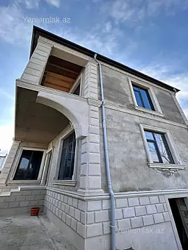 Satılır 5 otaqlı həyət evi 250 m²