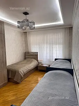 Satılır 3 otaqlı köhnə tikili 80 m²