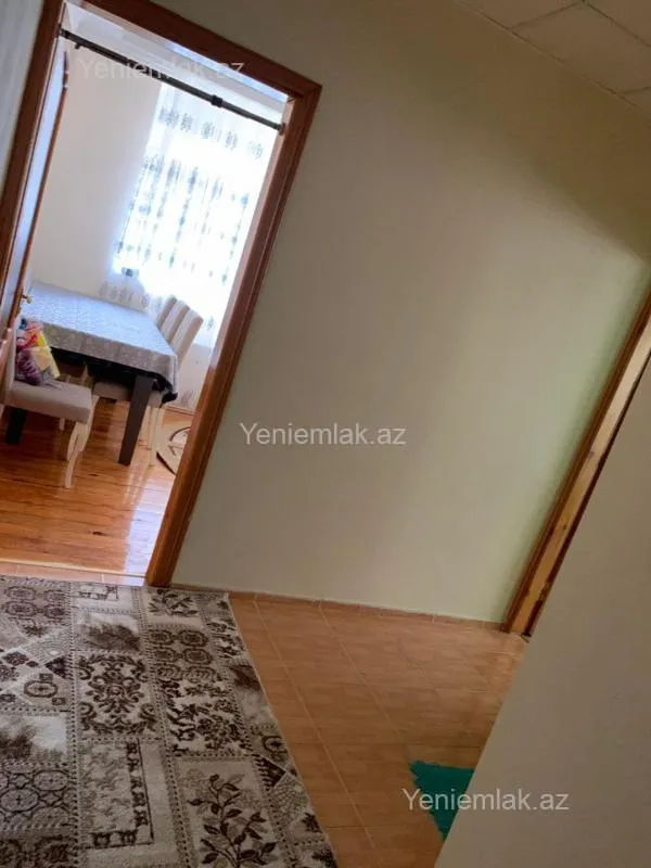 Satılır 2 otaqlı köhnə tikili 45 m²