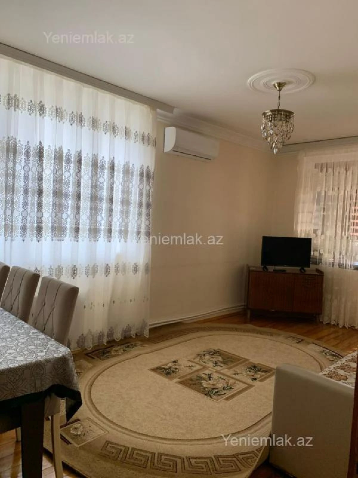 Satılır 2 otaqlı köhnə tikili 45 m²