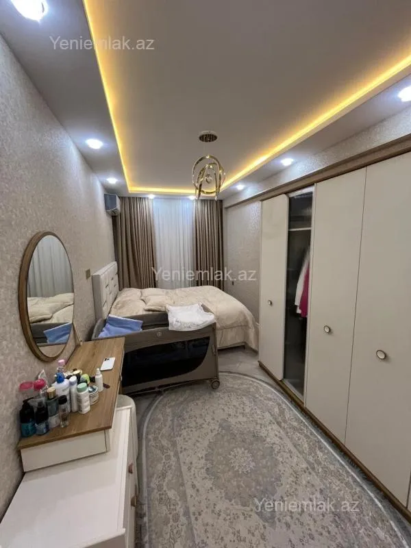 Satılır 3 otaqlı yeni tikili 85 m²