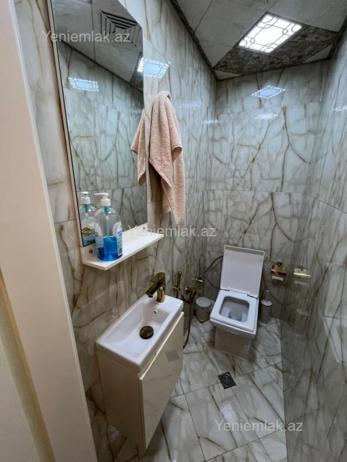 Satılır 3 otaqlı yeni tikili 85 m²