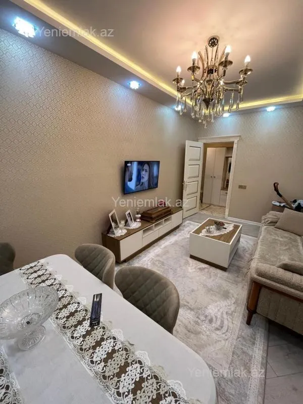 Satılır 3 otaqlı yeni tikili 85 m²