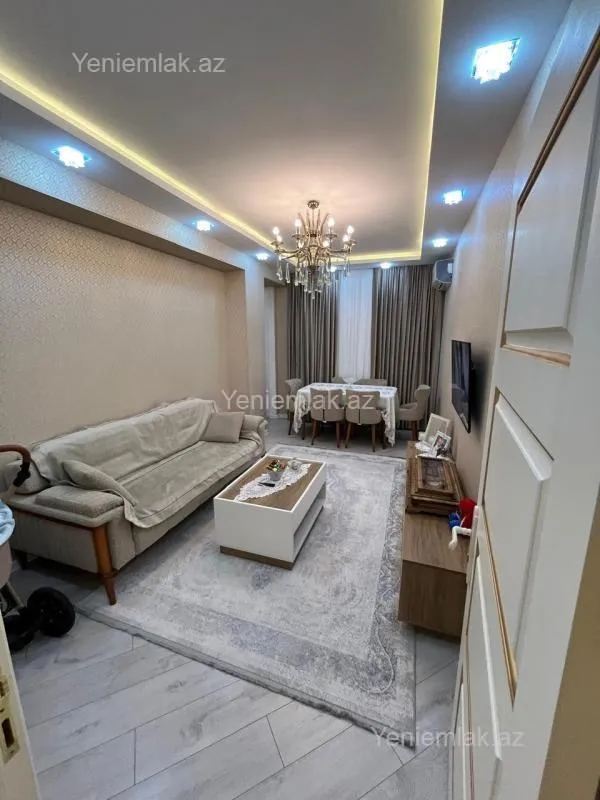 Satılır 3 otaqlı yeni tikili 85 m²