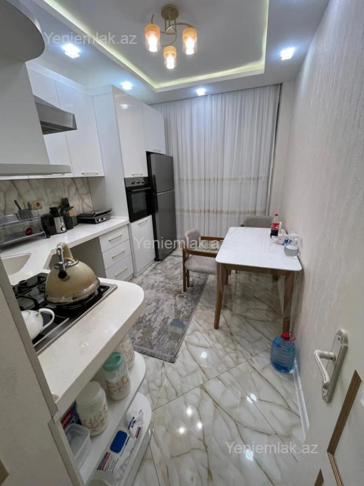 Satılır 3 otaqlı yeni tikili 85 m²