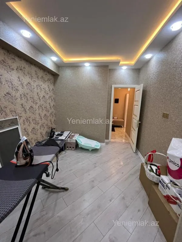 Satılır 3 otaqlı yeni tikili 85 m²