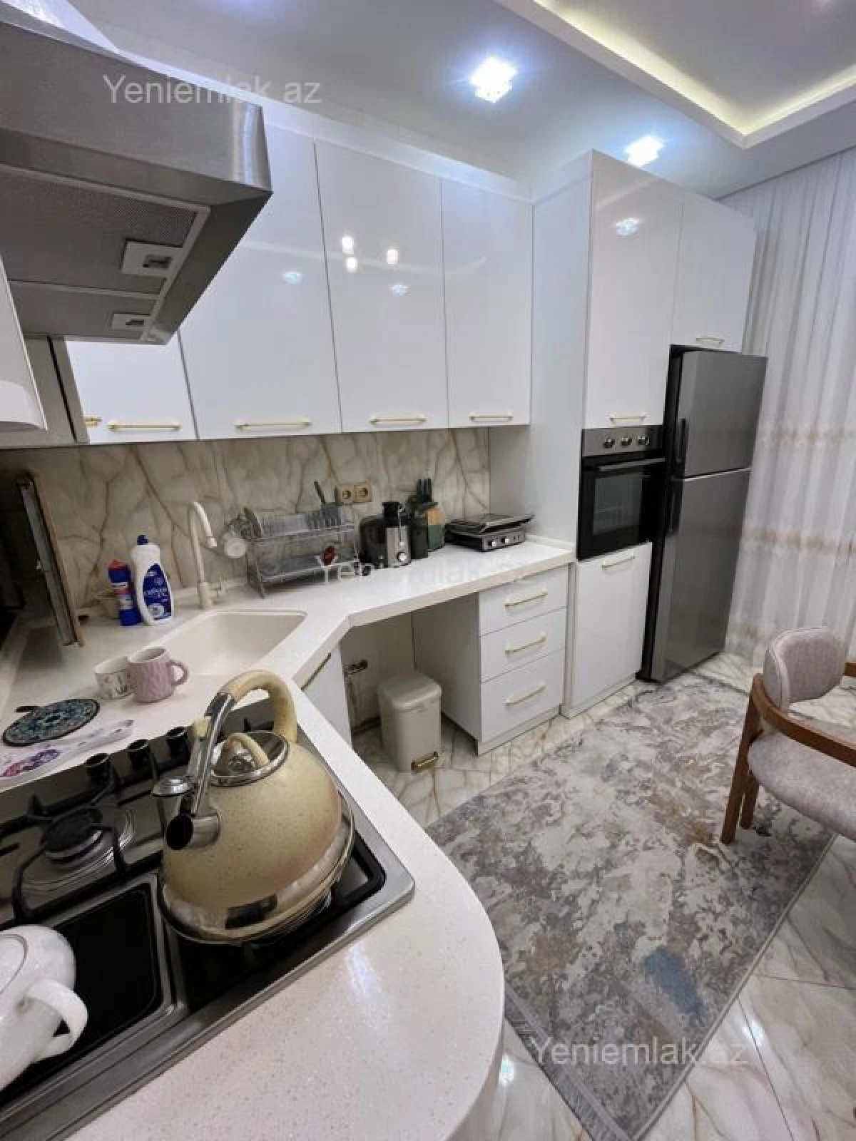 Satılır 3 otaqlı yeni tikili 85 m²