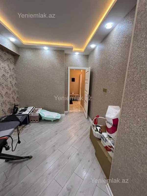 Satılır 3 otaqlı yeni tikili 85 m²
