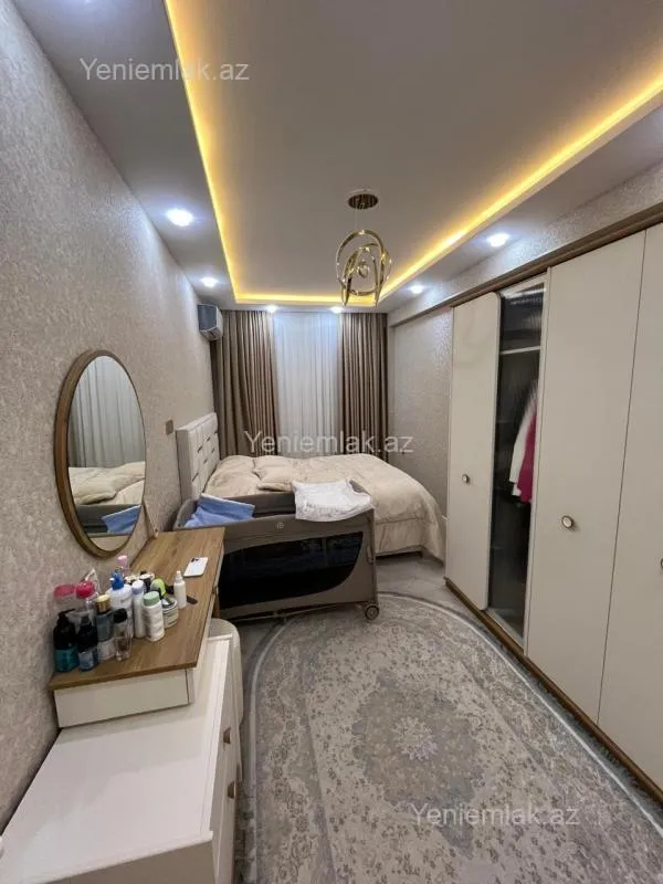 Satılır 3 otaqlı yeni tikili 85 m²