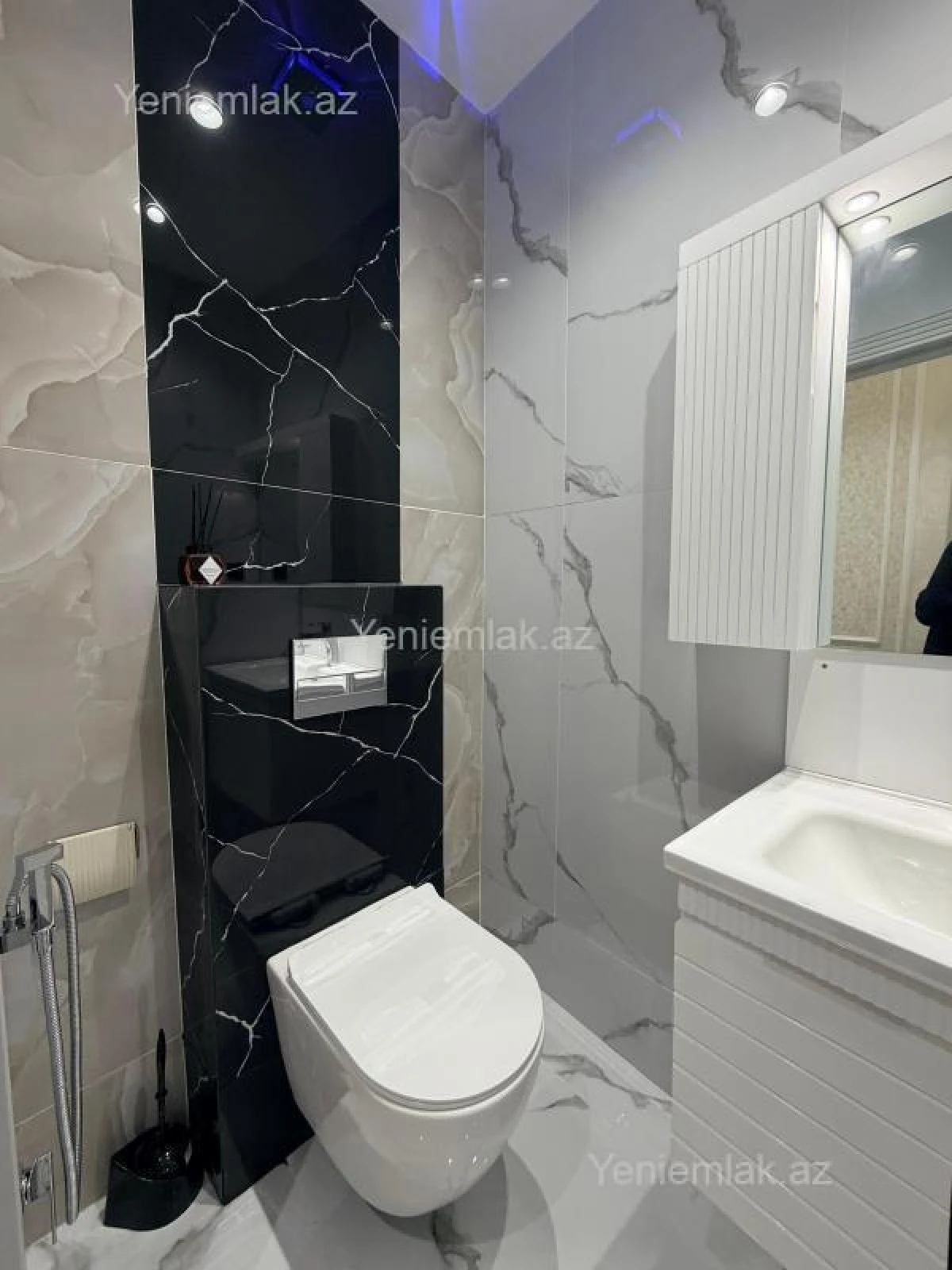 Satılır 2 otaqlı yeni tikili 80 m²