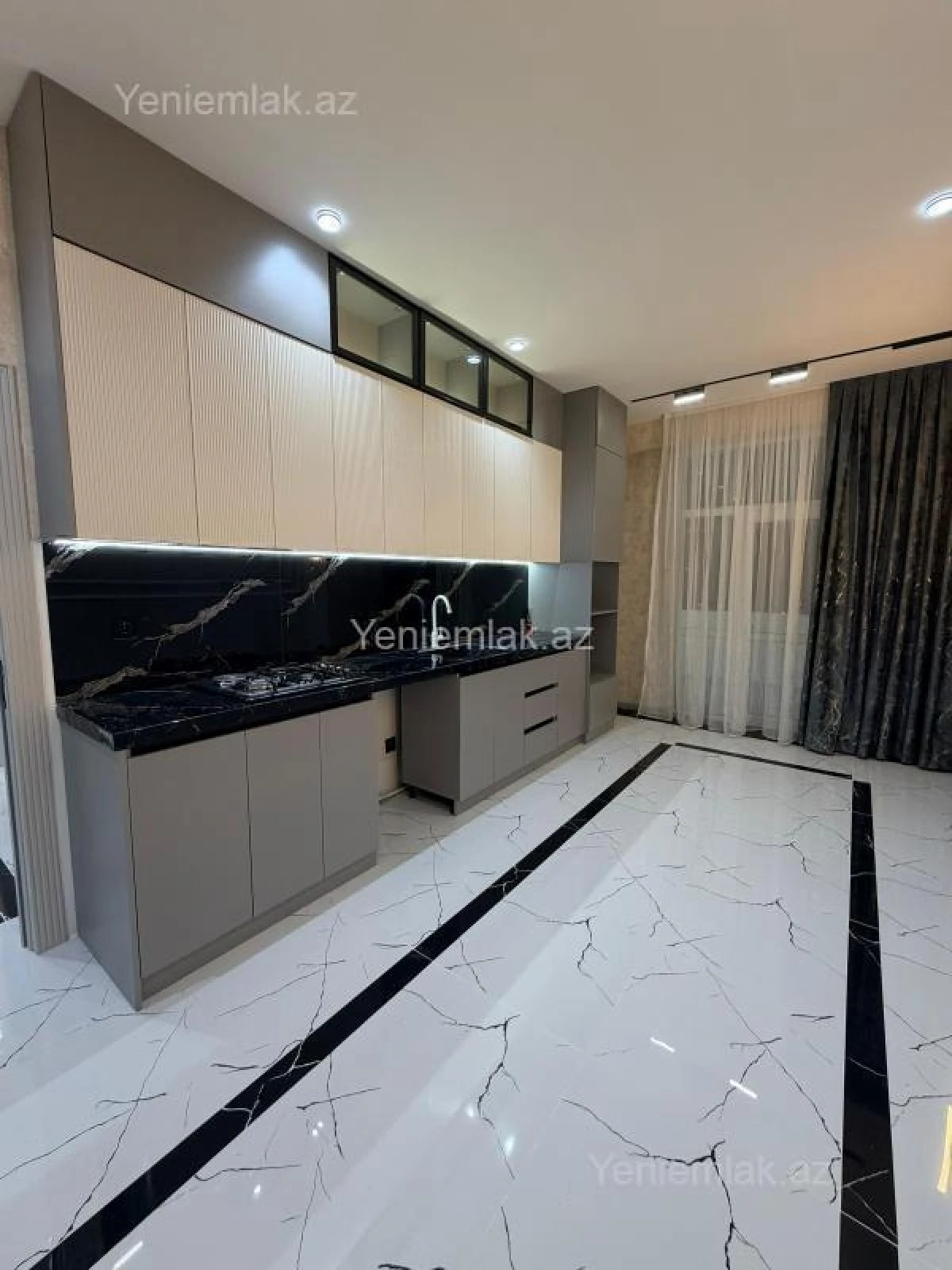 Satılır 2 otaqlı yeni tikili 80 m²