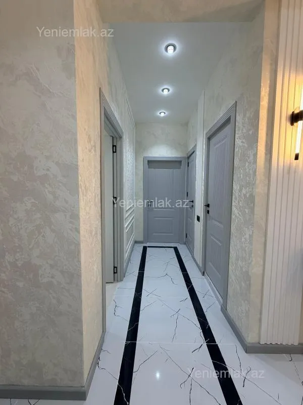 Satılır 2 otaqlı yeni tikili 80 m²
