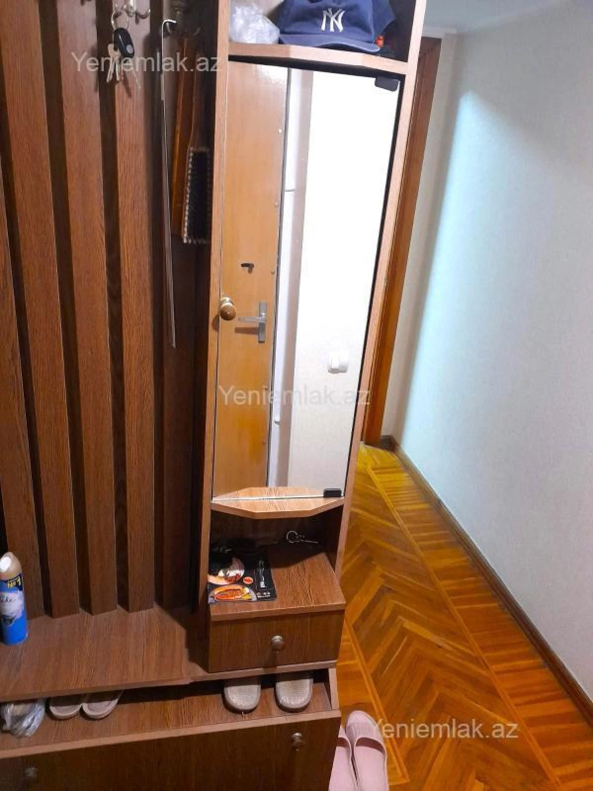 Satılır 2 otaqlı köhnə tikili 60 m²