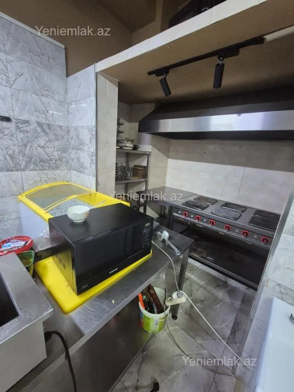 Satılır 5 otaqlı obyekt 400 m²