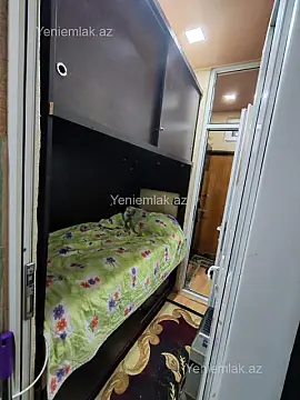 Satılır 1 otaqlı köhnə tikili 35 m²