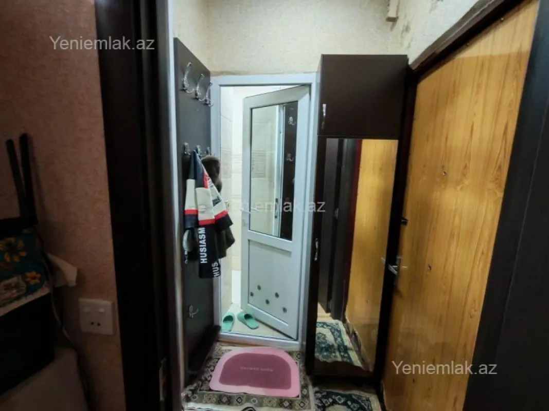 Satılır 1 otaqlı köhnə tikili 35 m²