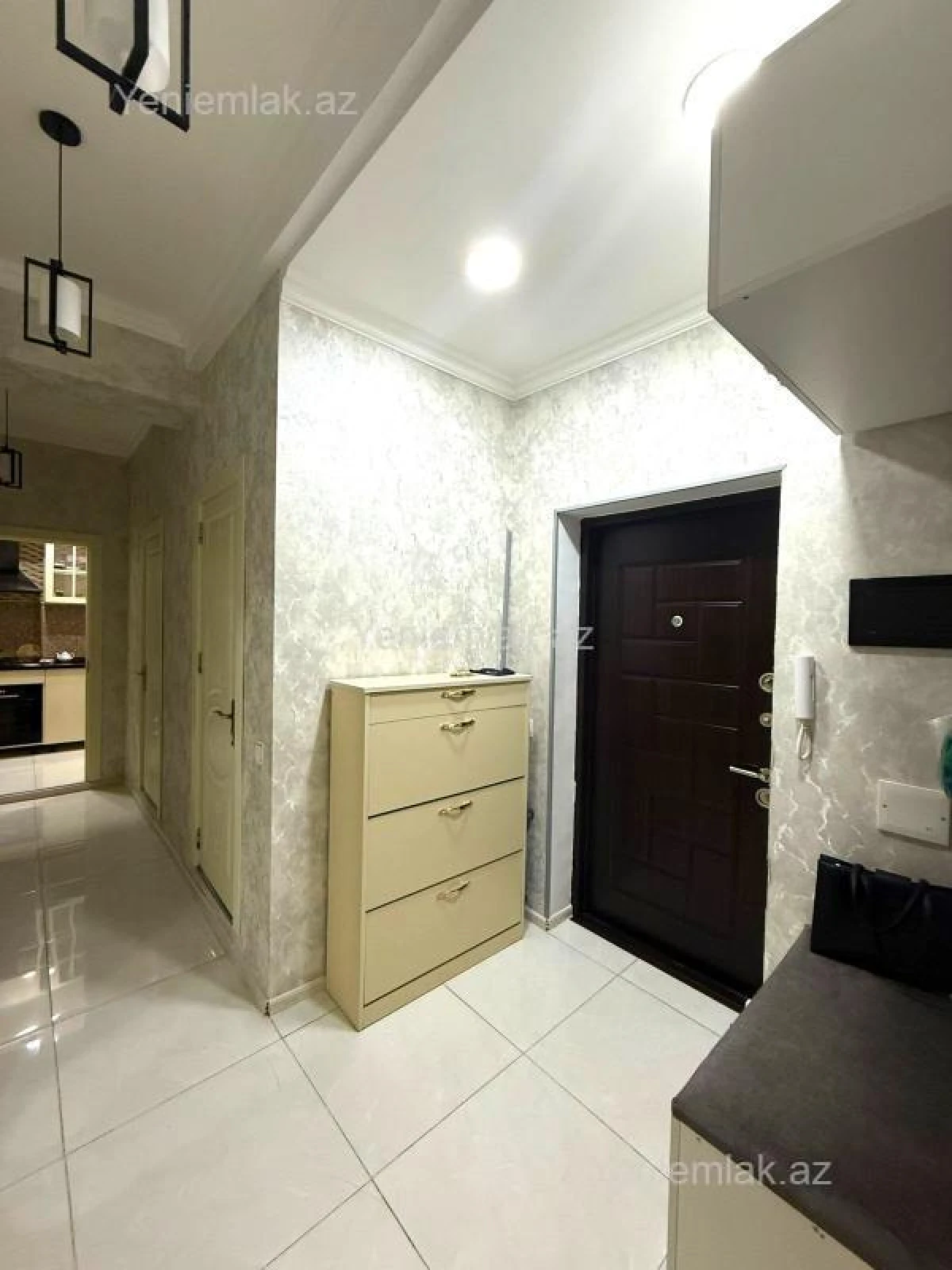 Satılır 3 otaqlı yeni tikili 90 m²