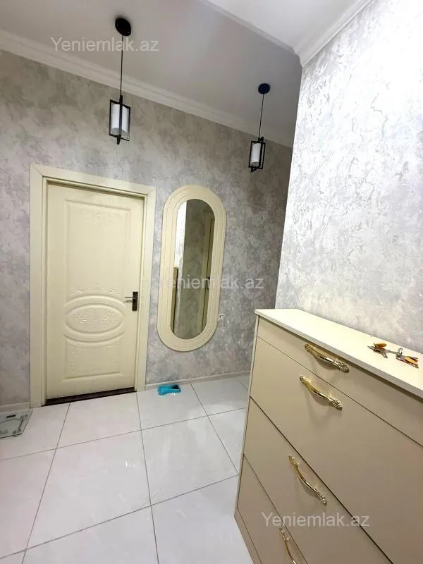 Satılır 3 otaqlı yeni tikili 90 m²