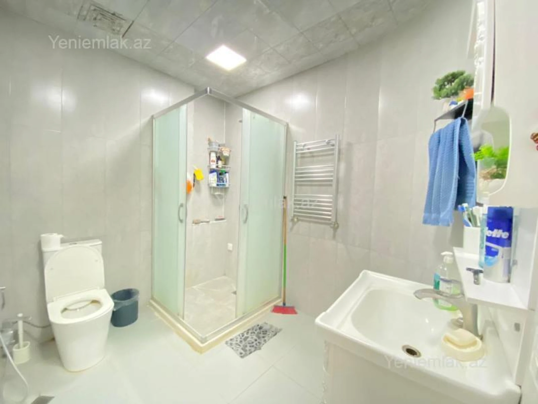 Satılır 3 otaqlı yeni tikili 129.8 m²