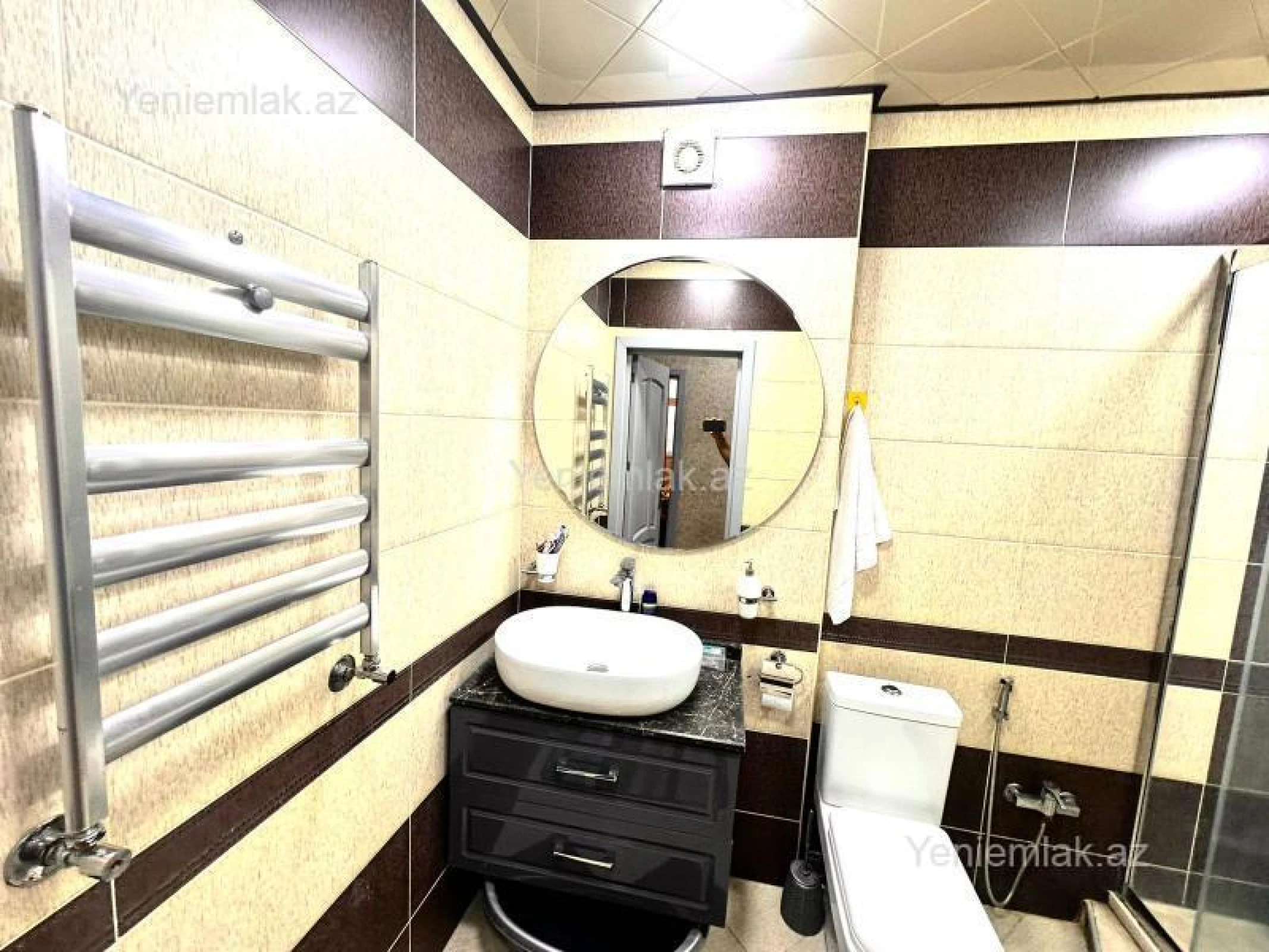 Satılır 3 otaqlı yeni tikili 145 m²