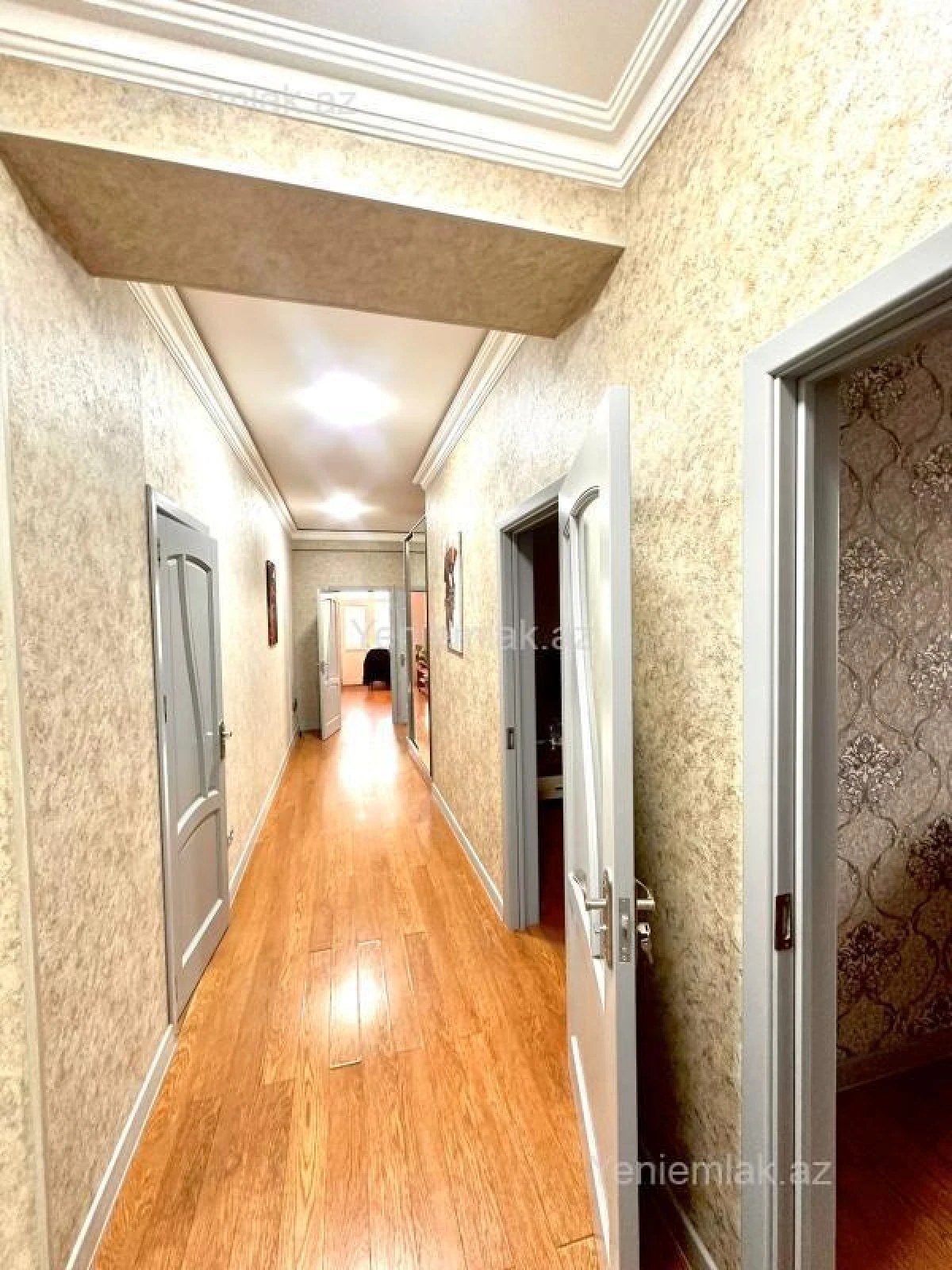 Satılır 3 otaqlı yeni tikili 145 m²