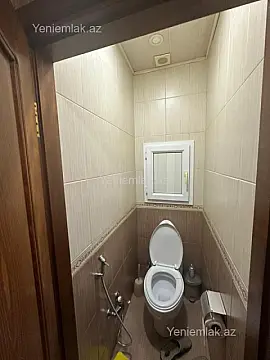 Satılır 2 otaqlı köhnə tikili 60 m²