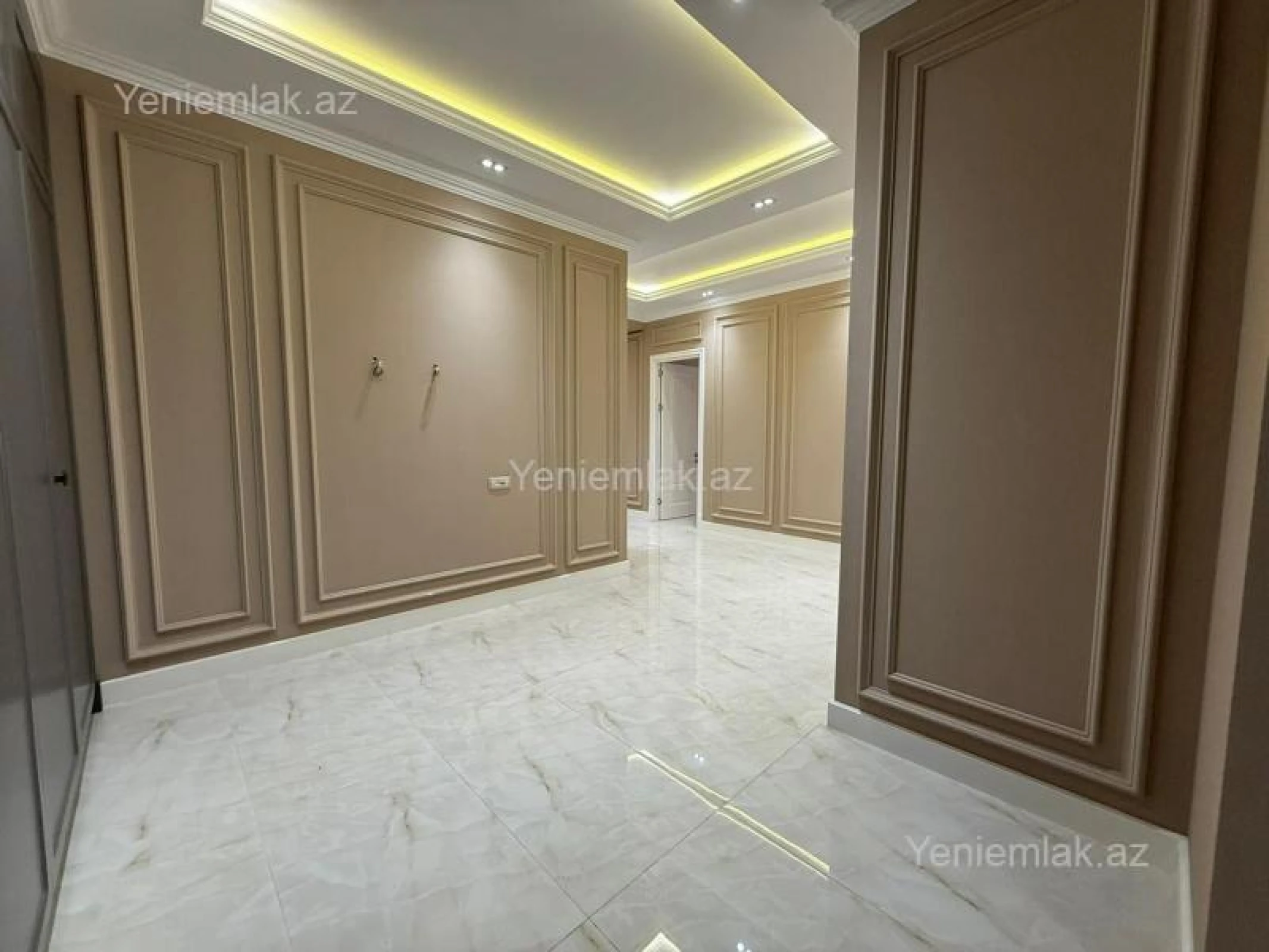 Satılır 4 otaqlı yeni tikili 235 m²