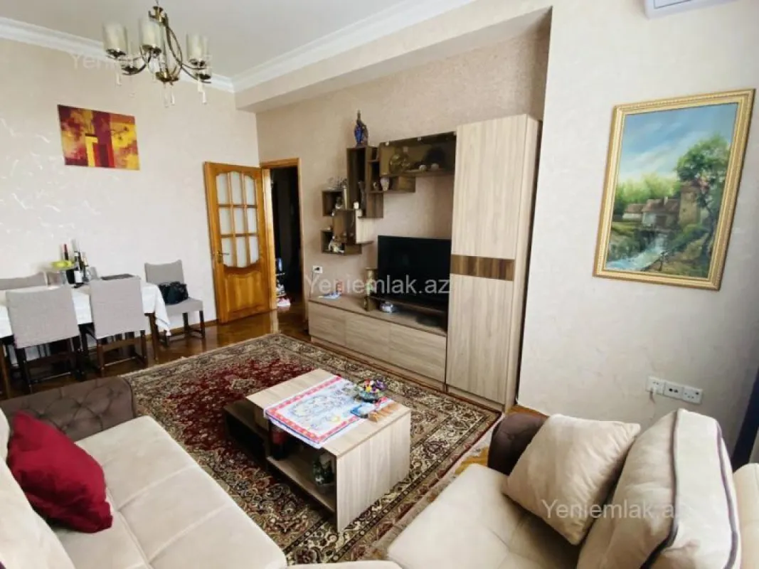 Satılır 2 otaqlı yeni tikili 72 m²