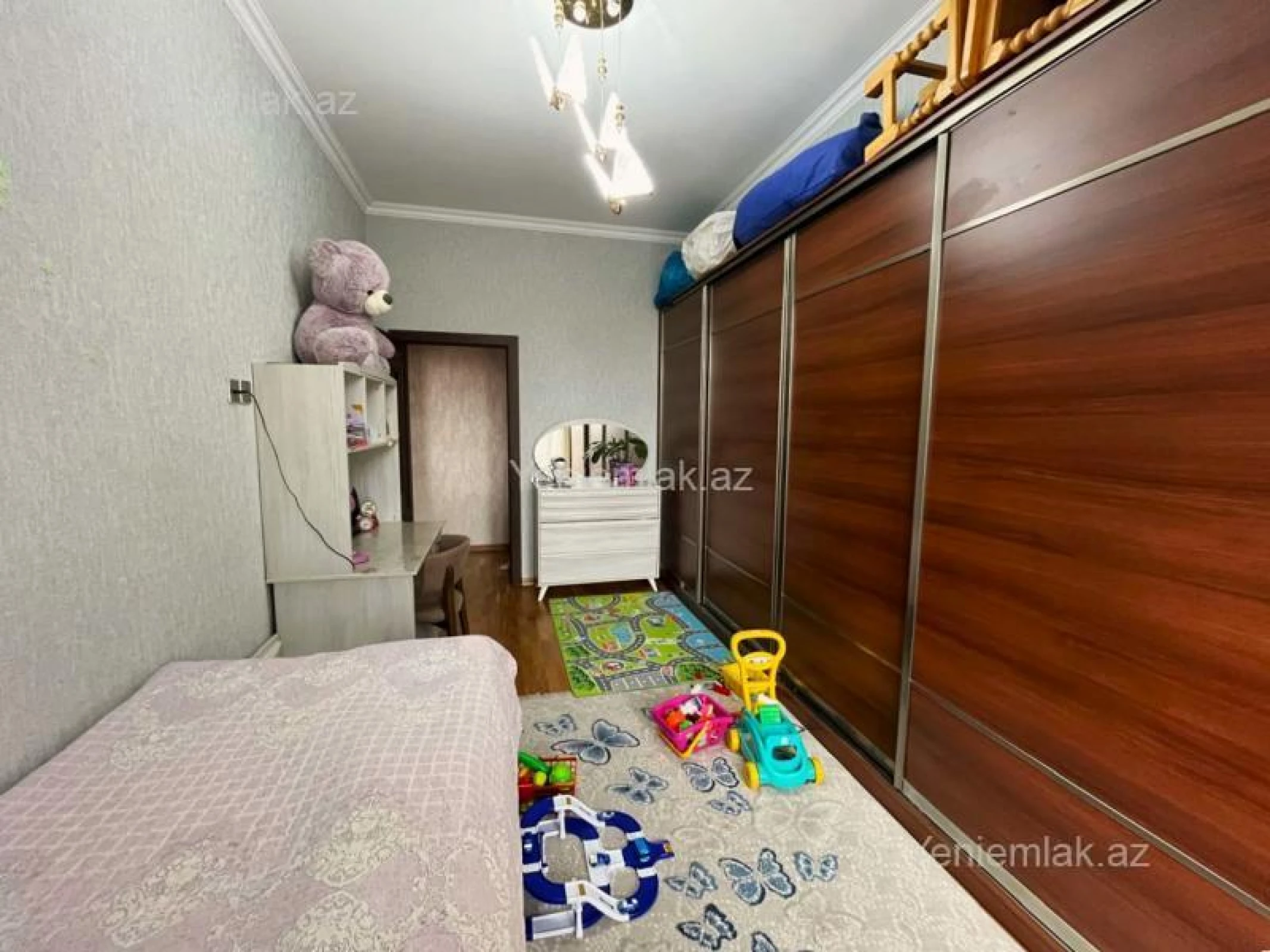 Satılır 3 otaqlı yeni tikili 110 m²