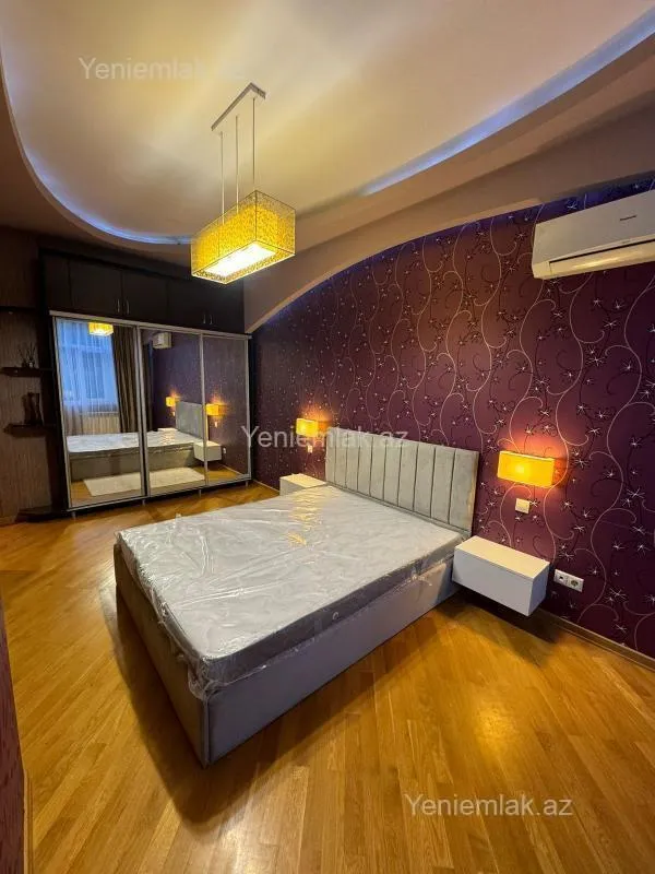 Satılır 3 otaqlı yeni tikili 110 m²