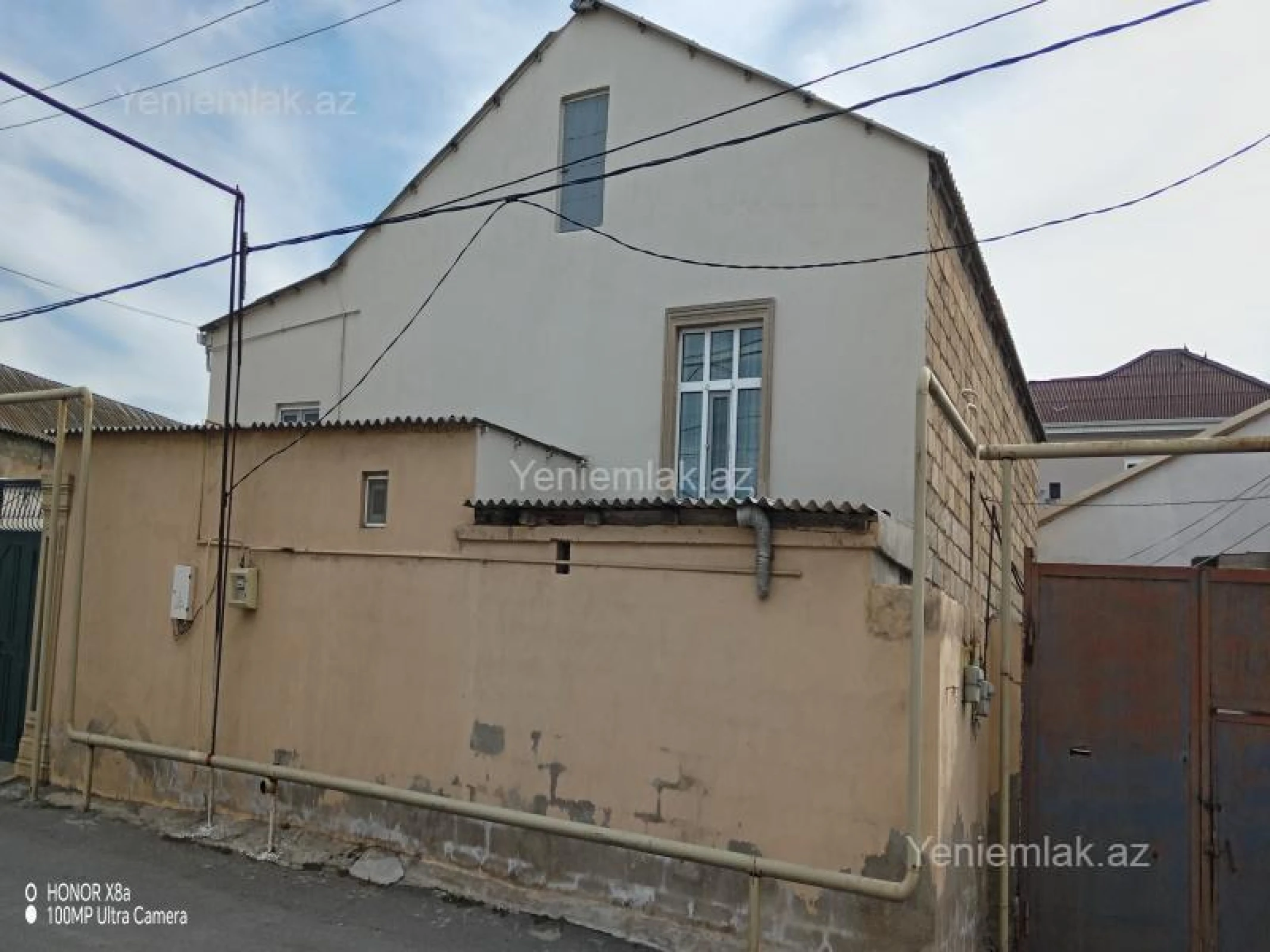 Satılır 4 otaqlı həyət evi 120 m²